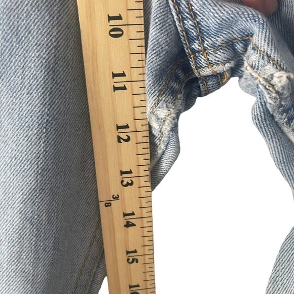 Levi's 550 Vintage Women's Size 10 Crop Gray Light Wash High Rise Straight Jeans - Picture 11 of 12